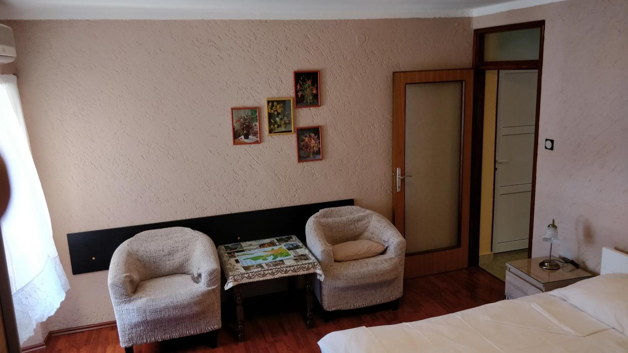 Apartments By The Sea Mali Lošinj Стая снимка